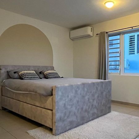Casa Cheers Apartment Willemstad Luaran gambar